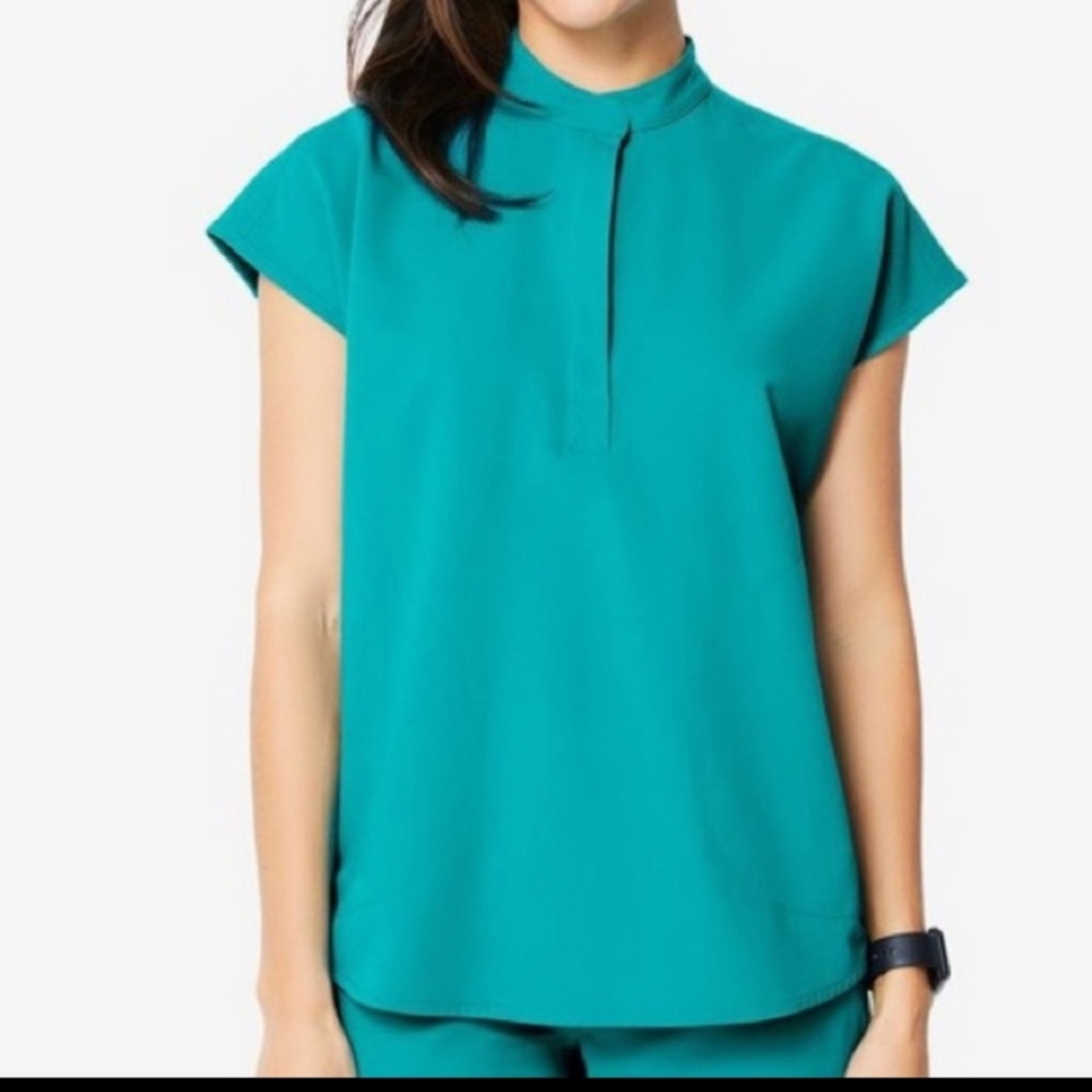 NWT Figs Teal Rafaela Oversized Scrub Top
